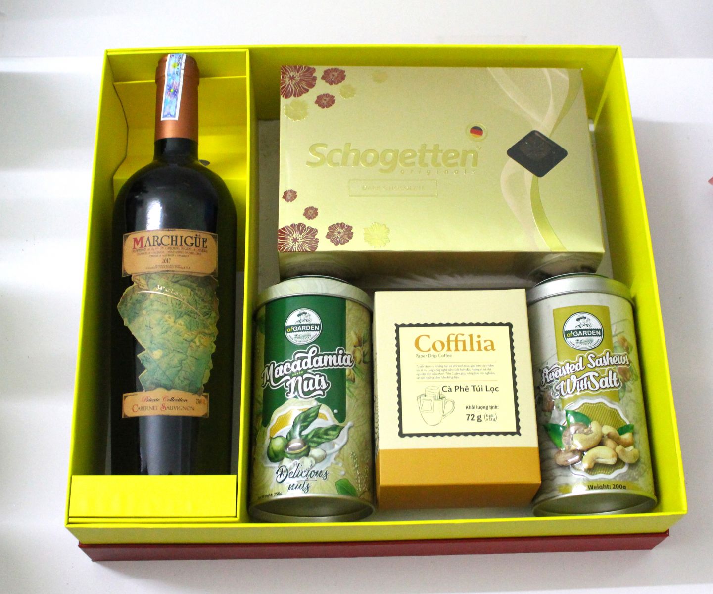 cách chọn hộp quà tết sang trọng chất lượng