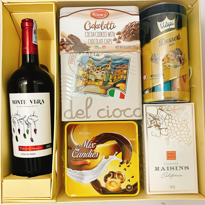 Hộp quà Tết khách hàng doanh nghiệp